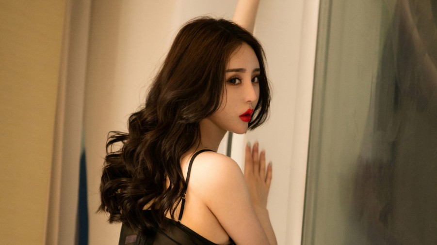 濑户环奈COS春丽对线本田！吐槽本田是“家暴男”！